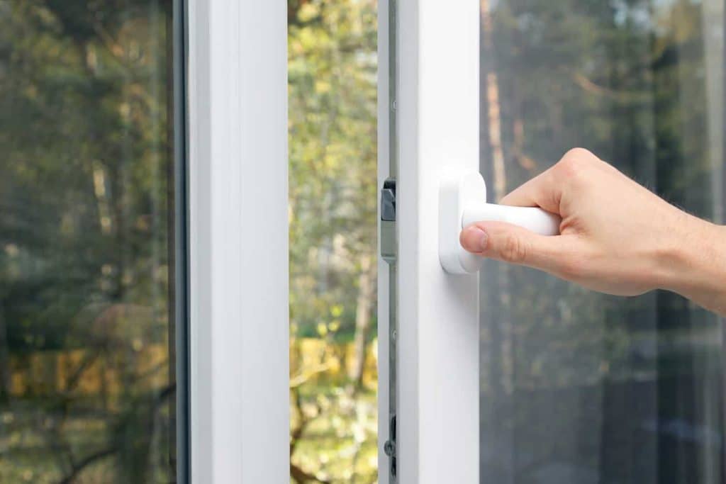 Reduce Your Energy Bills: A Calculated Look at Savings from Window Tinting